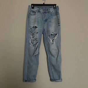 American Eagle, 2 Short, Distressed Tom Girl Jeans.